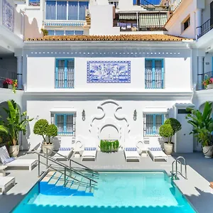 https://la-fonda-benalmadena.1costadelsol.com